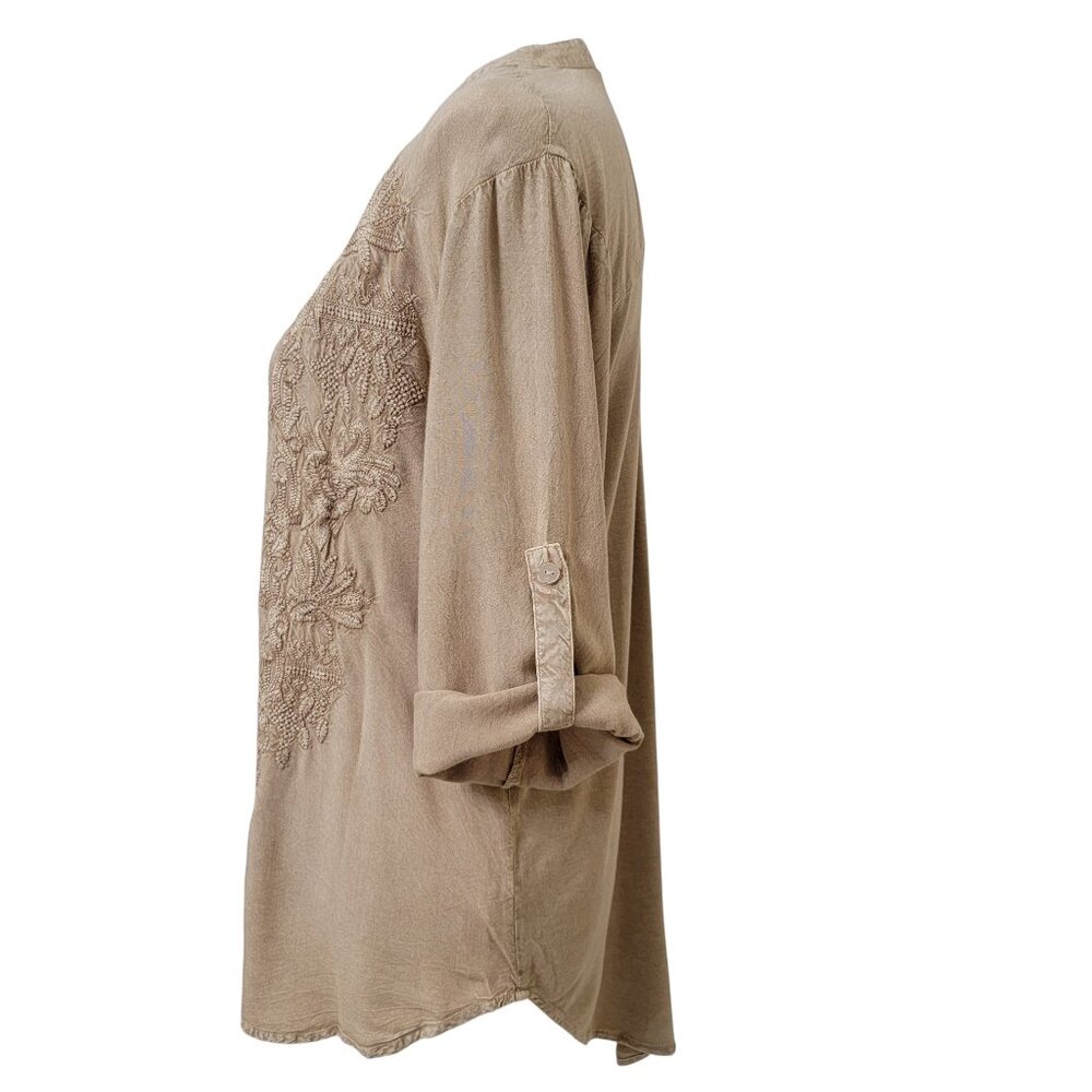 Solitaire Size S Tan Embroidered Button Front Tun… - image 4